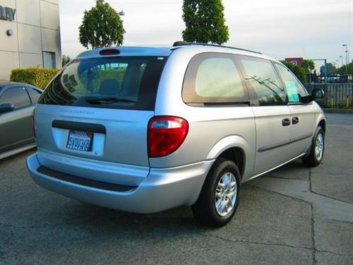 Dodge Grand Caravan 2004 photo 1