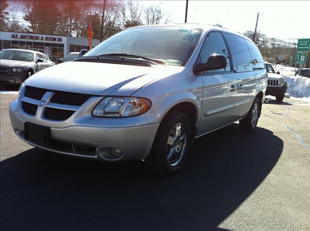 Dodge Grand Caravan 2004 photo 1