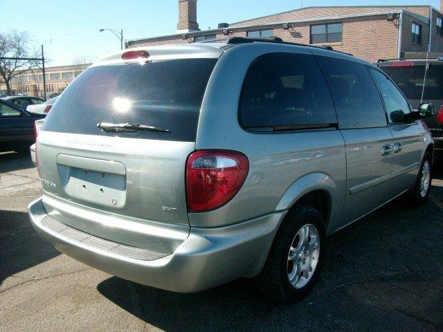 Dodge Grand Caravan 2004 photo 1
