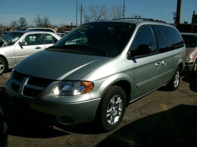 Dodge Grand Caravan 2004 photo 3