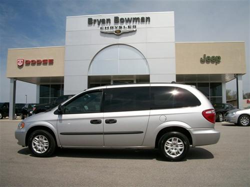 Dodge Grand Caravan 2004 photo 1