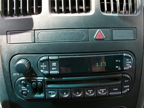 Dodge Grand Caravan 2004 photo 5