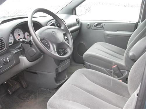 Dodge Grand Caravan 2004 photo 4