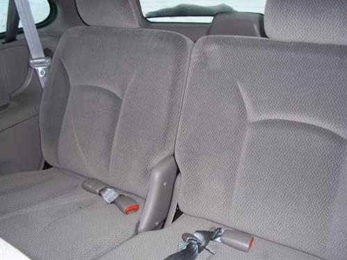 Dodge Grand Caravan 2004 photo 2