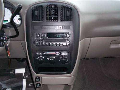 Dodge Grand Caravan 2004 photo 5