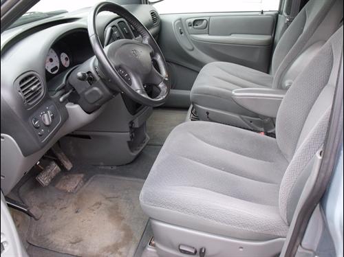 Dodge Grand Caravan 2004 photo 4