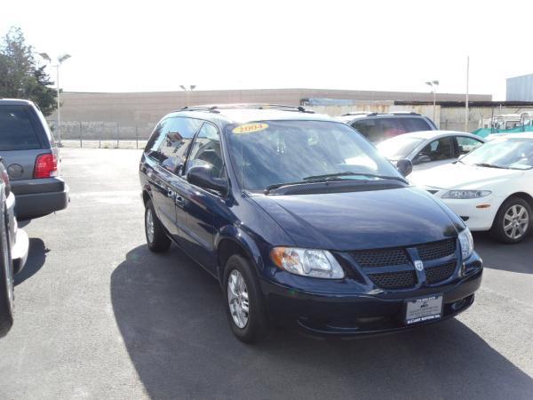 Dodge Grand Caravan 2004 photo 3