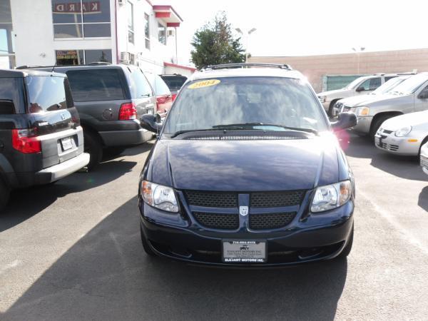 Dodge Grand Caravan 2004 photo 4