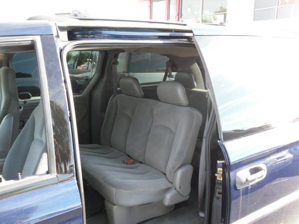 Dodge Grand Caravan 2004 photo 5