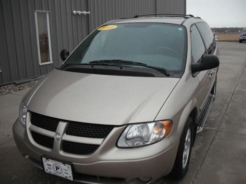 Dodge Grand Caravan 2004 photo 2