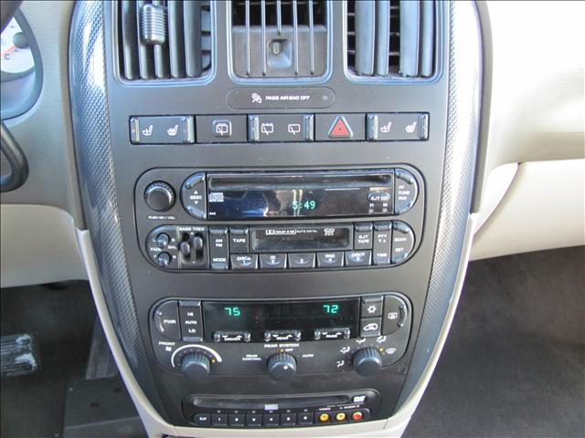 Dodge Grand Caravan 2005 photo 1