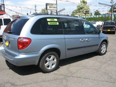 Dodge Grand Caravan 2005 photo 3