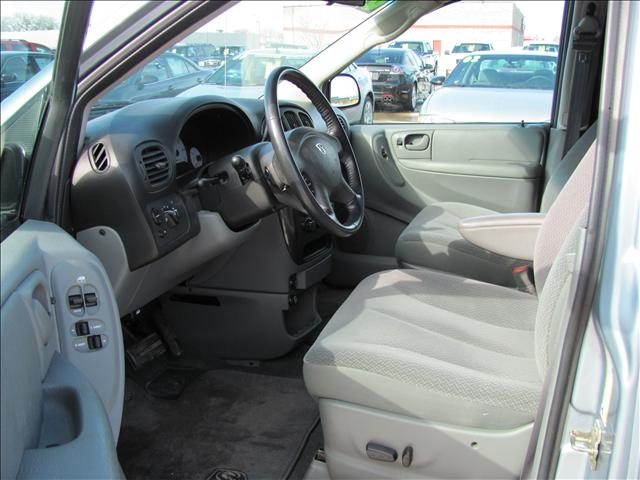 Dodge Grand Caravan 2005 photo 3