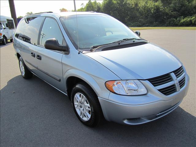 Dodge Grand Caravan 2005 photo 3
