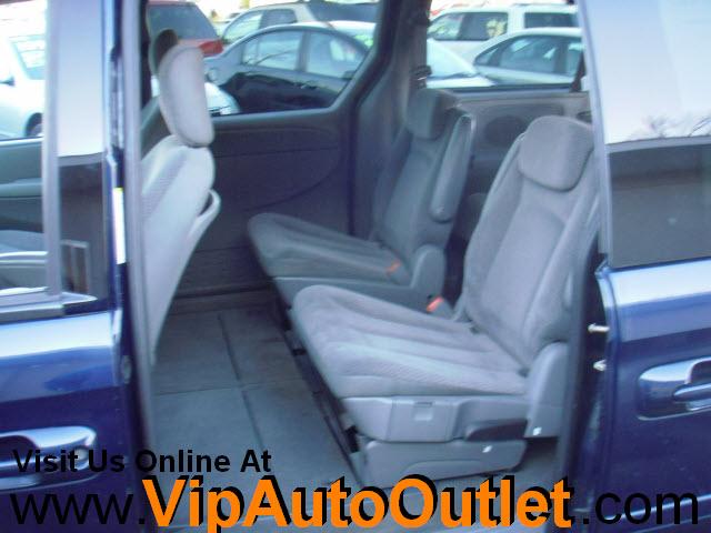 Dodge Grand Caravan 2005 photo 1