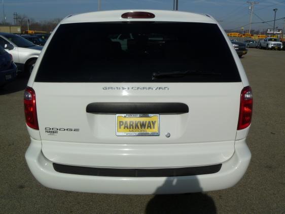 Dodge Grand Caravan 2005 photo 4