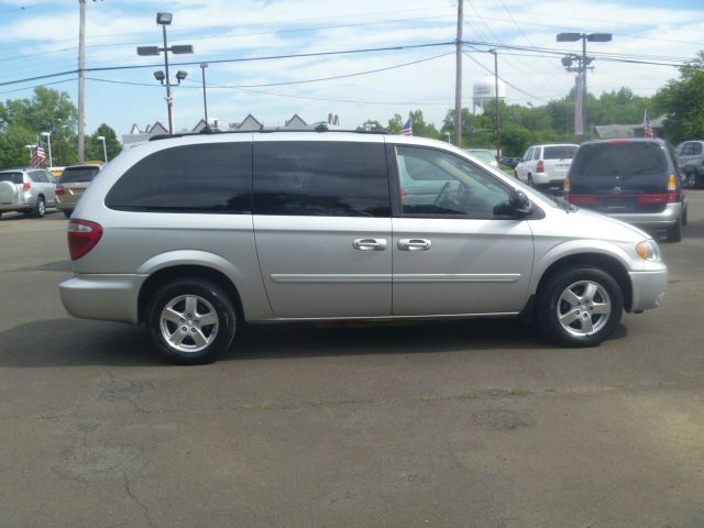 Dodge Grand Caravan 2005 photo 4