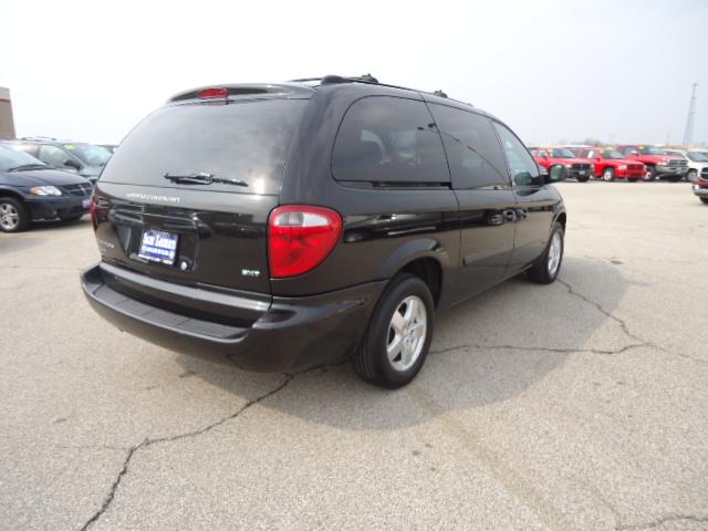 Dodge Grand Caravan 2005 photo 1