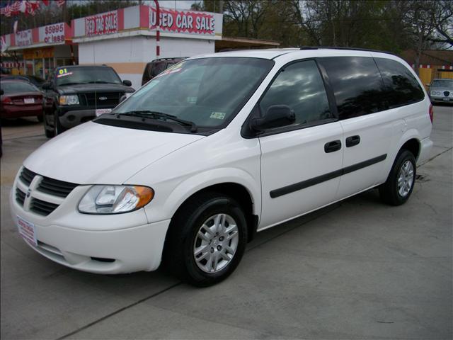 Dodge Grand Caravan 2005 photo 3