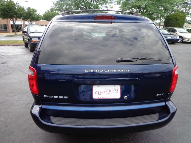 Dodge Grand Caravan 2005 photo 1
