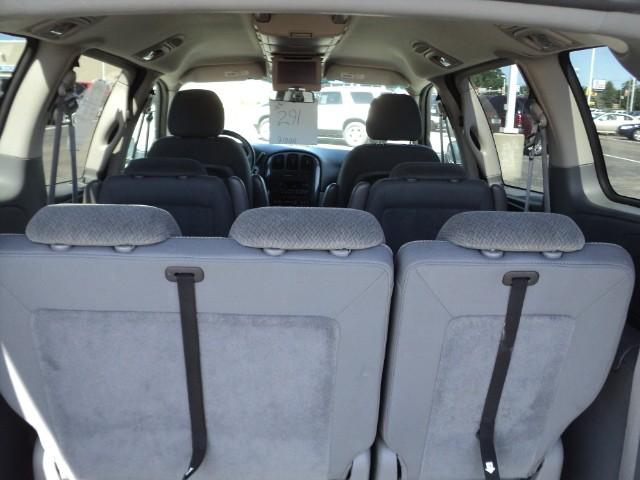 Dodge Grand Caravan 2005 photo 3