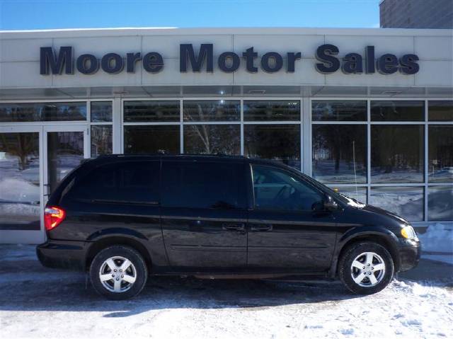 Dodge Grand Caravan 2005 photo 1
