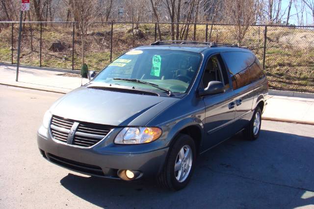 Dodge Grand Caravan 2005 photo 1