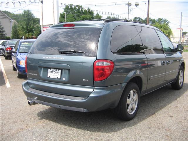 Dodge Grand Caravan 2005 photo 3