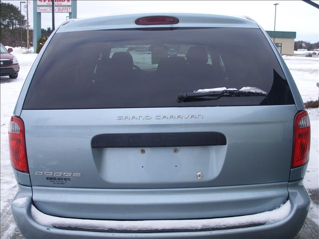 Dodge Grand Caravan 2005 photo 3