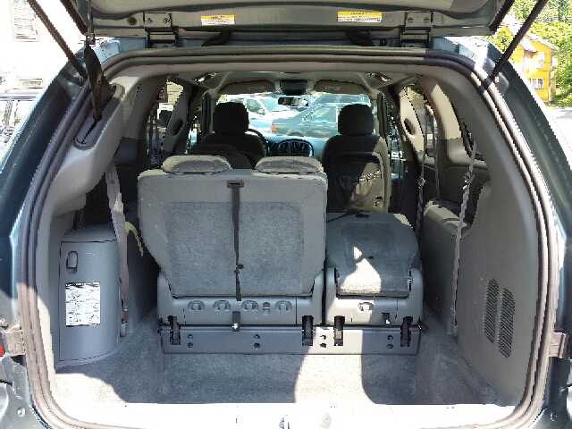Dodge Grand Caravan 2005 photo 4