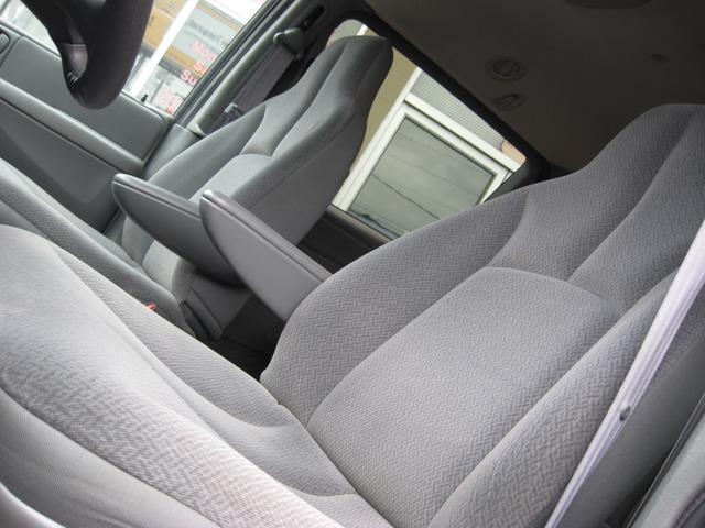 Dodge Grand Caravan 2005 photo 3