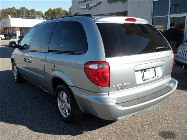 Dodge Grand Caravan 2005 photo 3