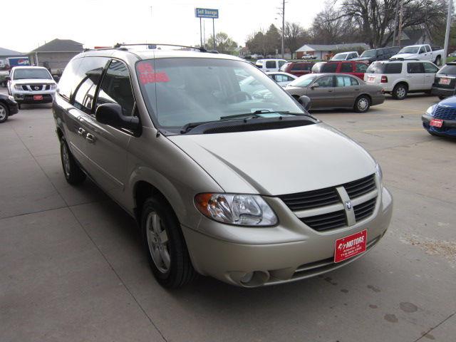 Dodge Grand Caravan 2005 photo 1