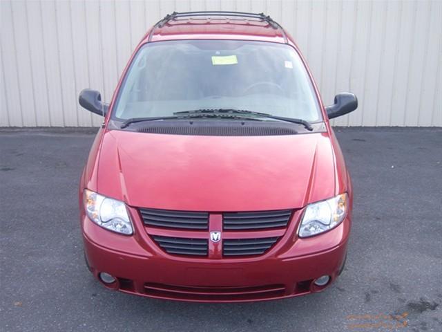 Dodge Grand Caravan 2005 photo 3