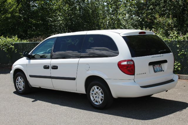Dodge Grand Caravan 2005 photo 1
