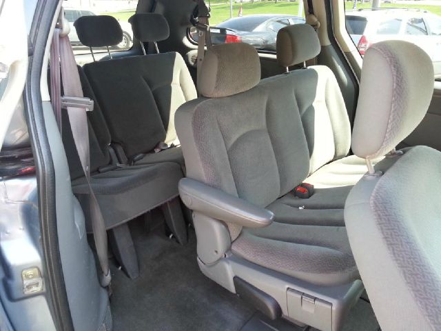Dodge Grand Caravan 2005 photo 1
