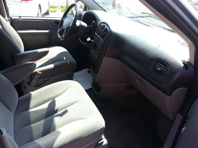 Dodge Grand Caravan 2005 photo 6