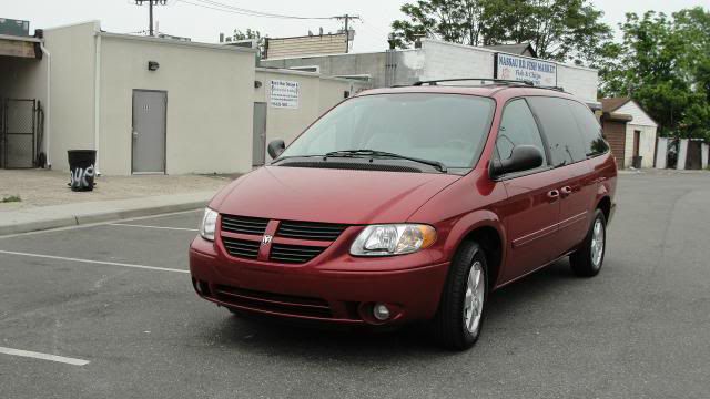 Dodge Grand Caravan 2005 photo 1