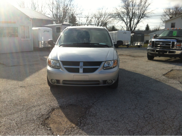 Dodge Grand Caravan 2005 photo 3