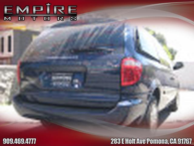 Dodge Grand Caravan 2005 photo 1