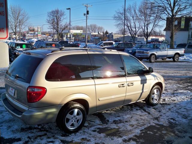 Dodge Grand Caravan SR MiniVan