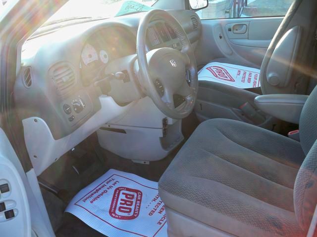 Dodge Grand Caravan 2005 photo 4