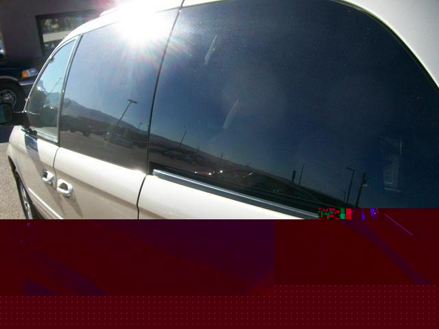 Dodge Grand Caravan 2005 photo 2