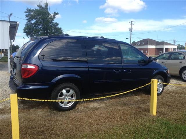Dodge Grand Caravan 2005 photo 1