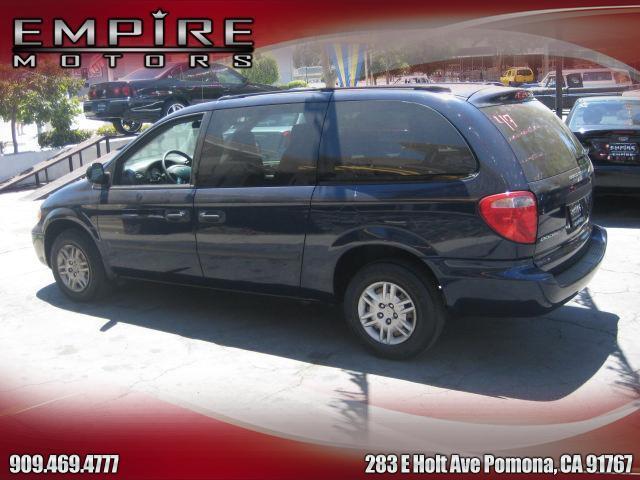 Dodge Grand Caravan 2005 photo 3