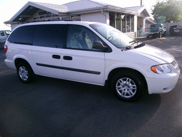 Dodge Grand Caravan 2005 photo 1