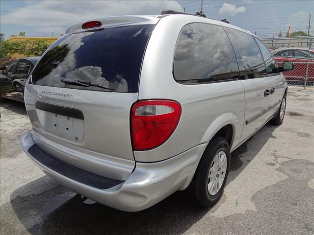 Dodge Grand Caravan 2005 photo 3