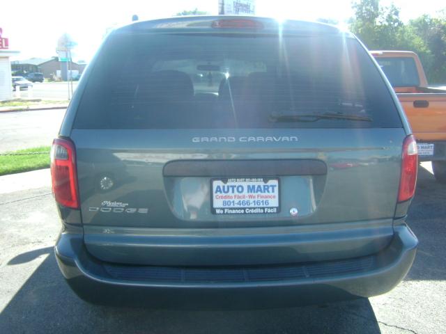 Dodge Grand Caravan 2005 photo 3