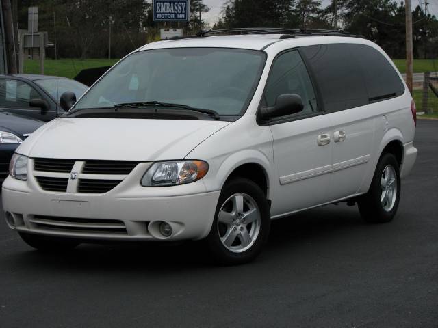 Dodge Grand Caravan 2005 photo 1