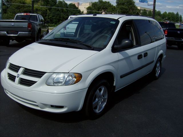 Dodge Grand Caravan 2 MiniVan